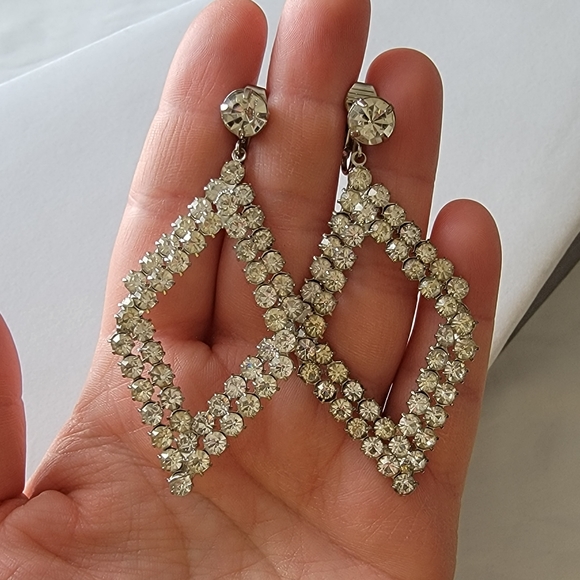 Vintage Clip-on Rhinestone Diamond Drop Earrings - Picture 4 of 7